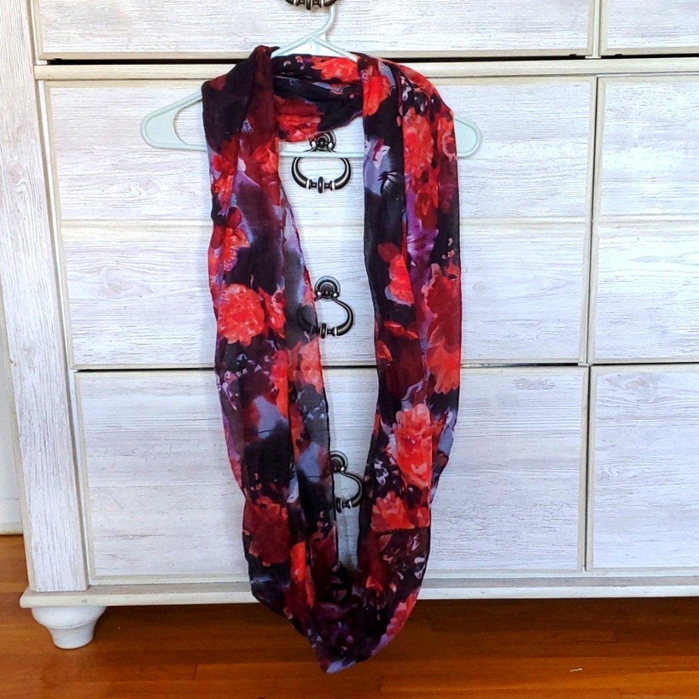 Infinity scarf
